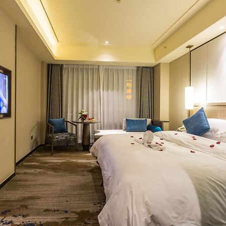 Oriental Hotel Tong Xiang Jiaxing Exterior photo